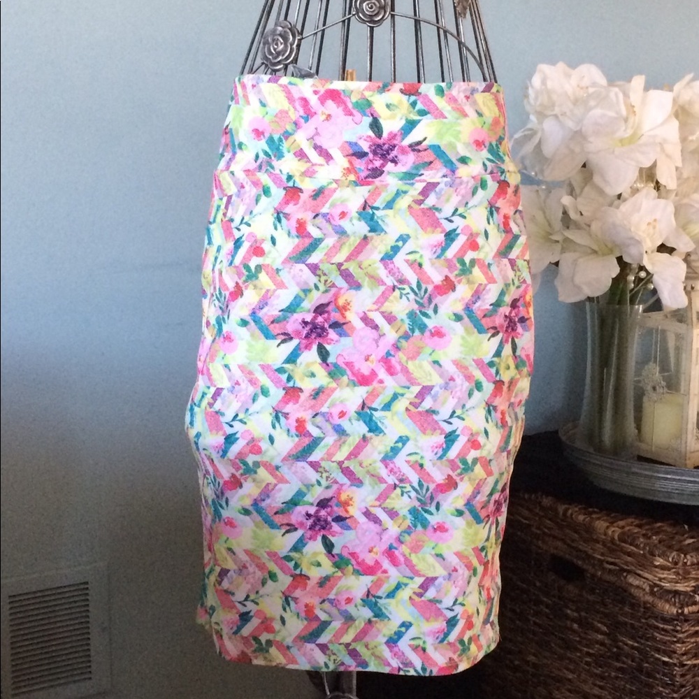 Lularoe Cassie skirt